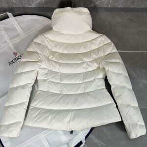 Chic Moncler White Puffer Coat - Slim-Fit + Fun Cartoon Detail 🎀